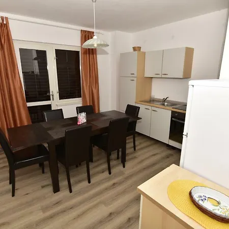 Apartment Hemingway Malinska